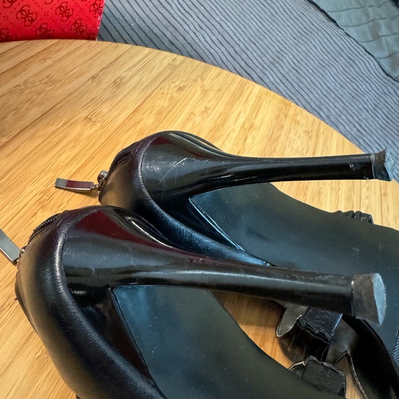 GUESS Black Open Toe Heel 8 - Picture 15 of 16